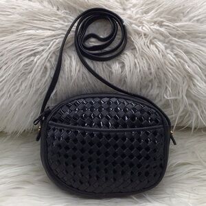 Elegant Black Woven Shoulder Bag